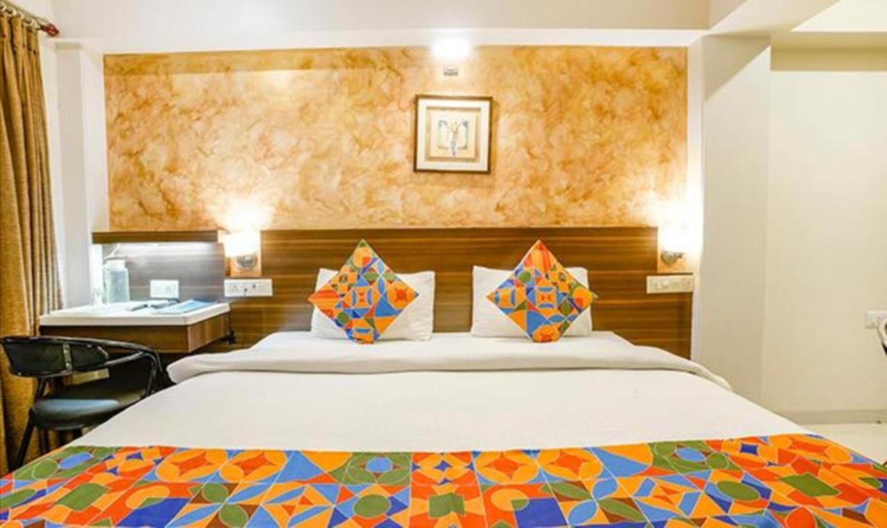 Srikrishna Paradise Hotel Thane Navi Mumbai Экстерьер фото