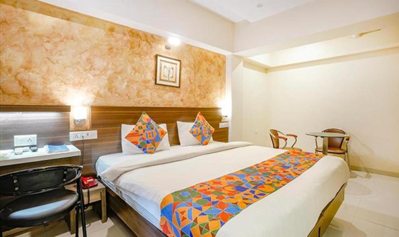 Srikrishna Paradise Hotel Thane Navi Mumbai Экстерьер фото