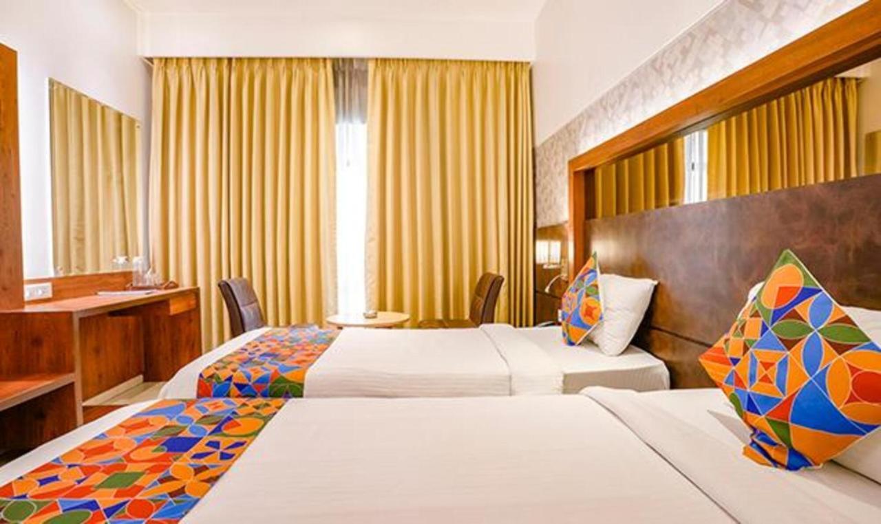 Srikrishna Paradise Hotel Thane Navi Mumbai Экстерьер фото